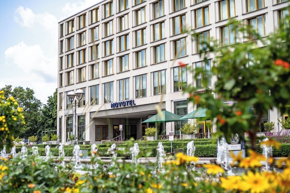 NOVOTEL KARLSRUHE CITY 4/80