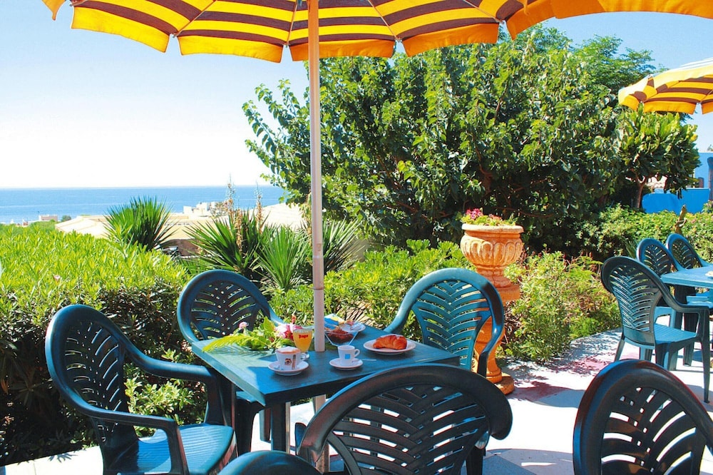 Triscinamare Hotel Residence 77/79