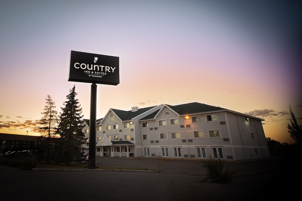 Travelodge Suites by Wyndham Regina / Eastgate Bay 2/71