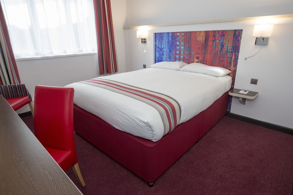 Ramada by Wyndham Milton Keynes 17/47
