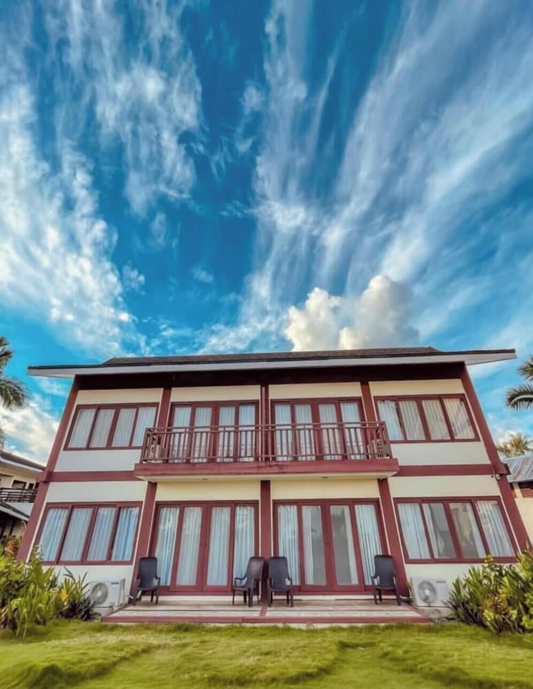 Retreat Siargao Resort 1/49