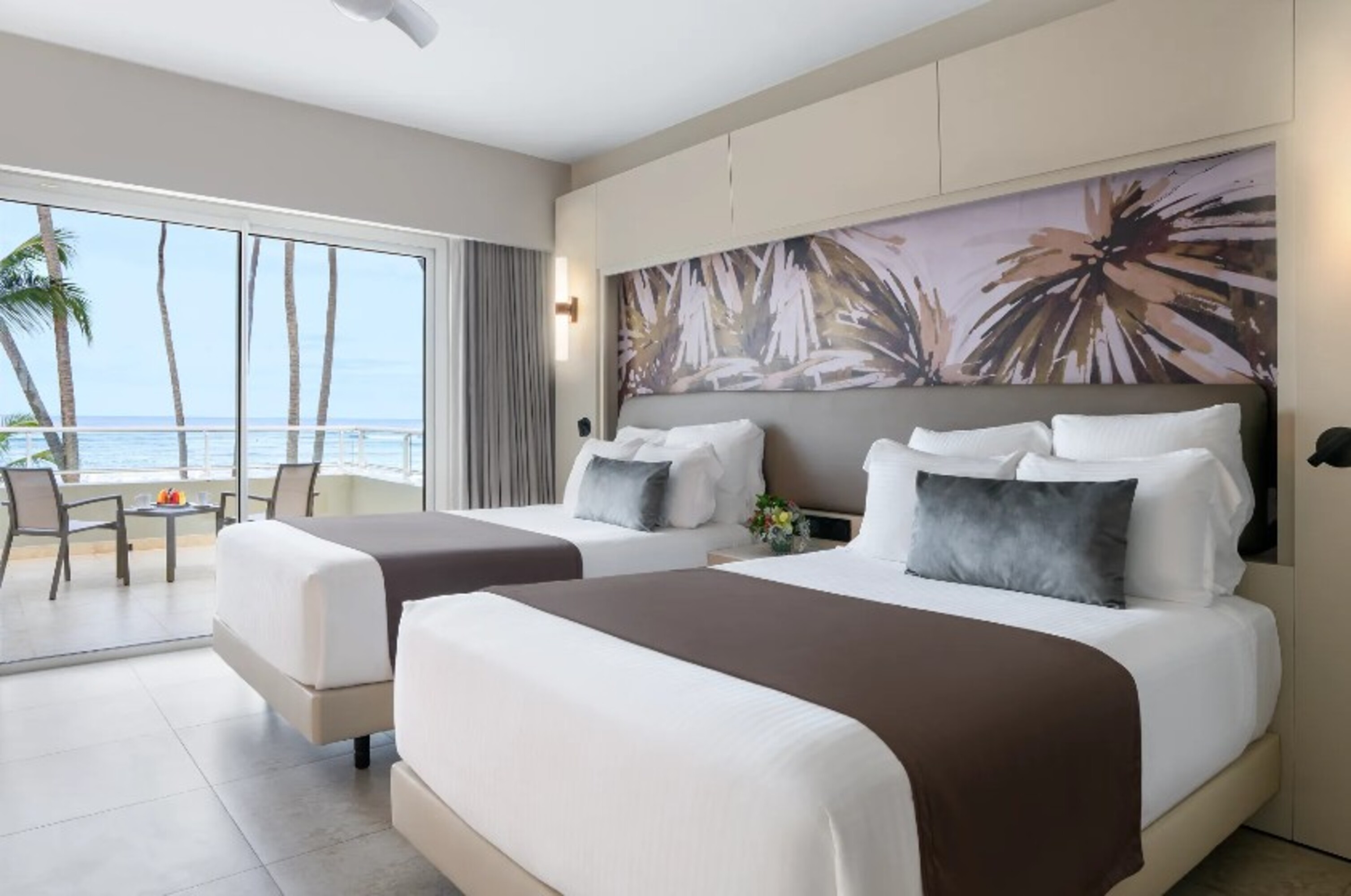 Suite, 2 Double Beds, Ocean Front