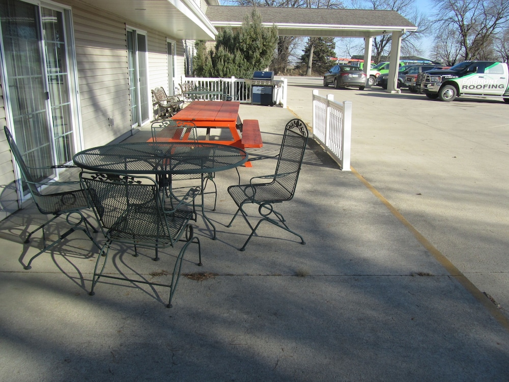 Park View Inn And Suites And Conference Center 55/65