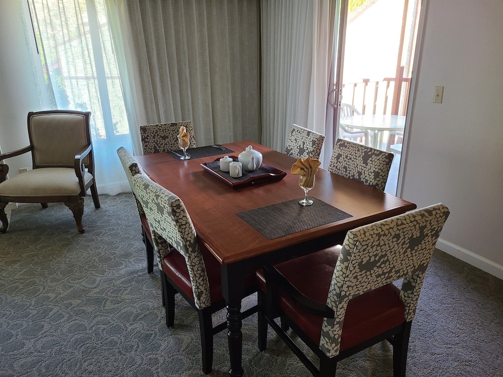 GetAways at San Diego Country Estates 44/50