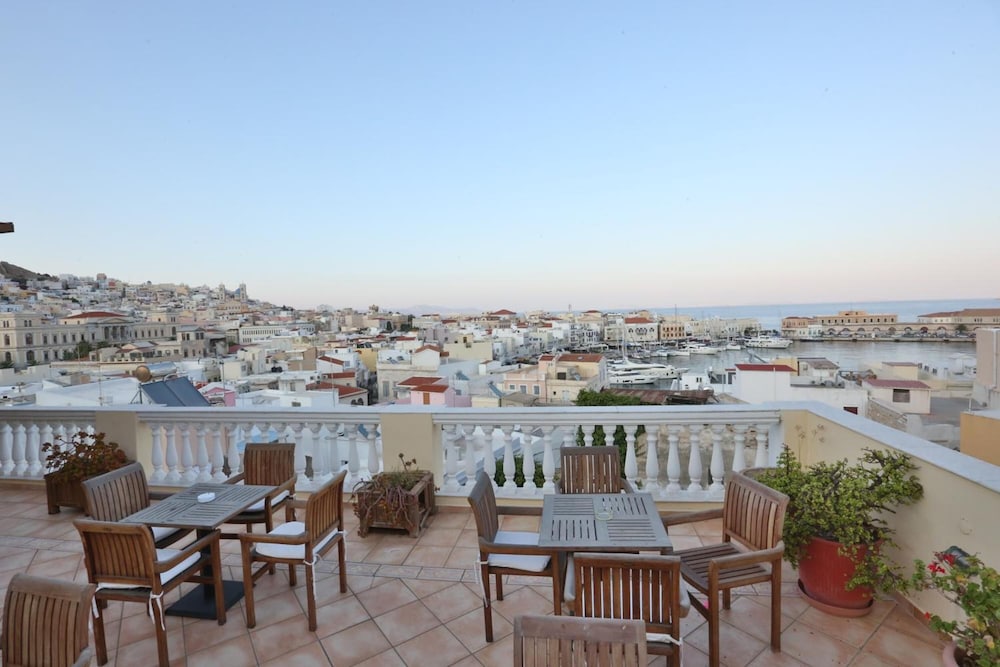 Aigli Hotel Syros 27/33
