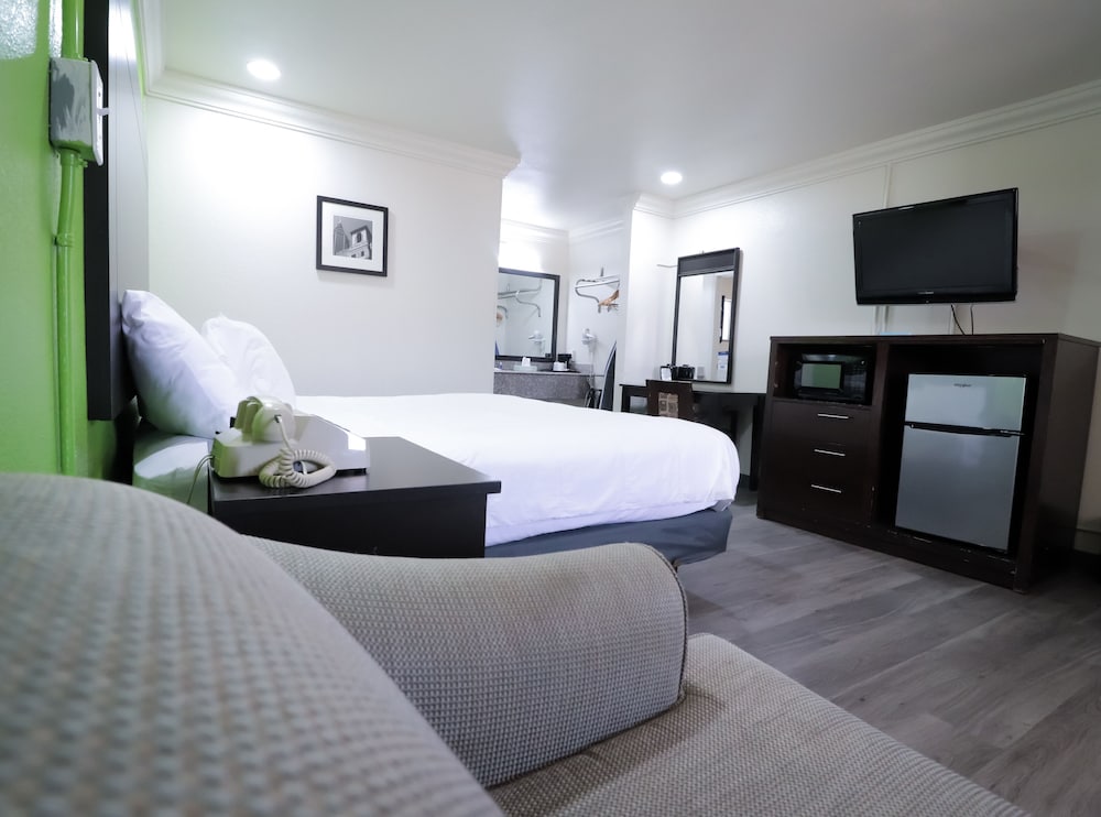 Rodeway Inn San Antonio Lackland AFB - SeaWorld 28/66