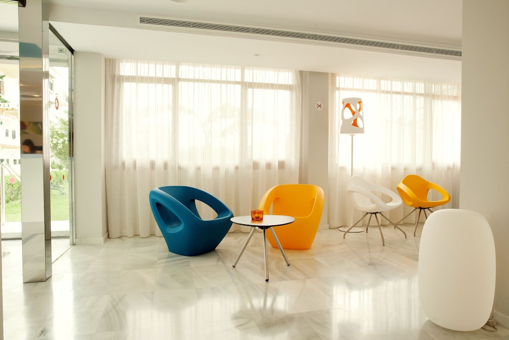 Hotel Los Jazmines 50/69
