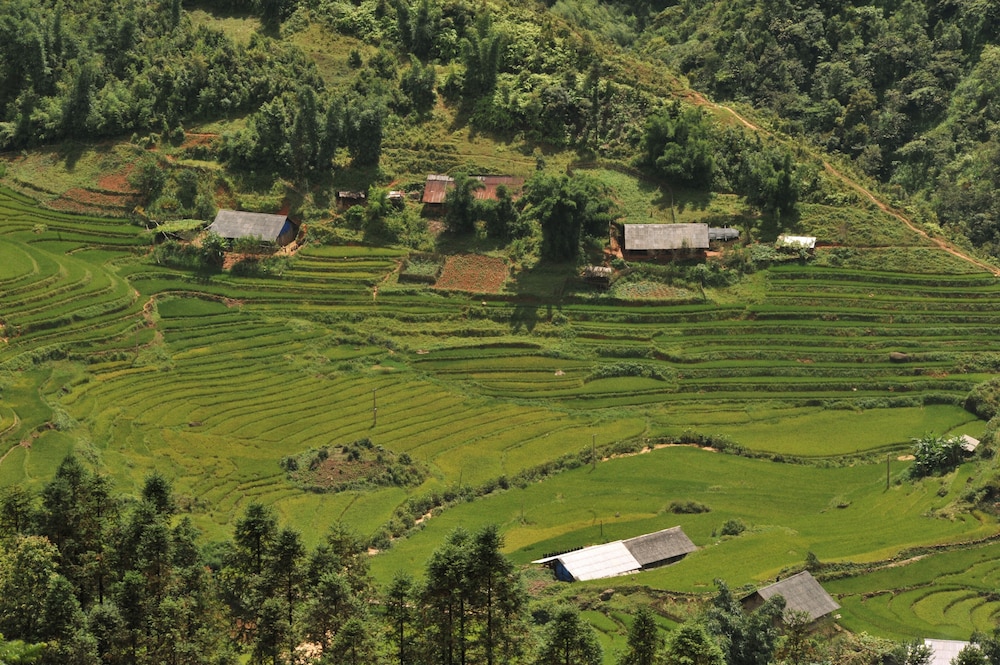 Eden Boutique Hotel Sapa 53/58