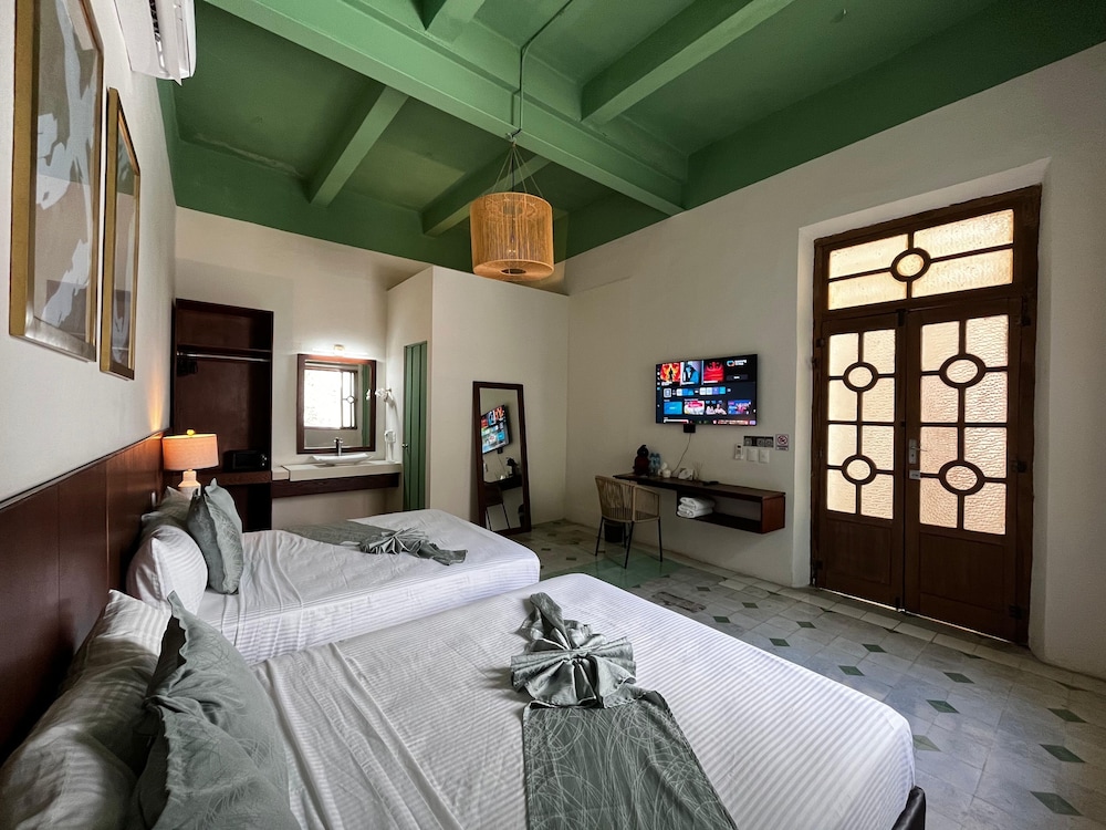 Hotel Boutique Santa Elena 9/19