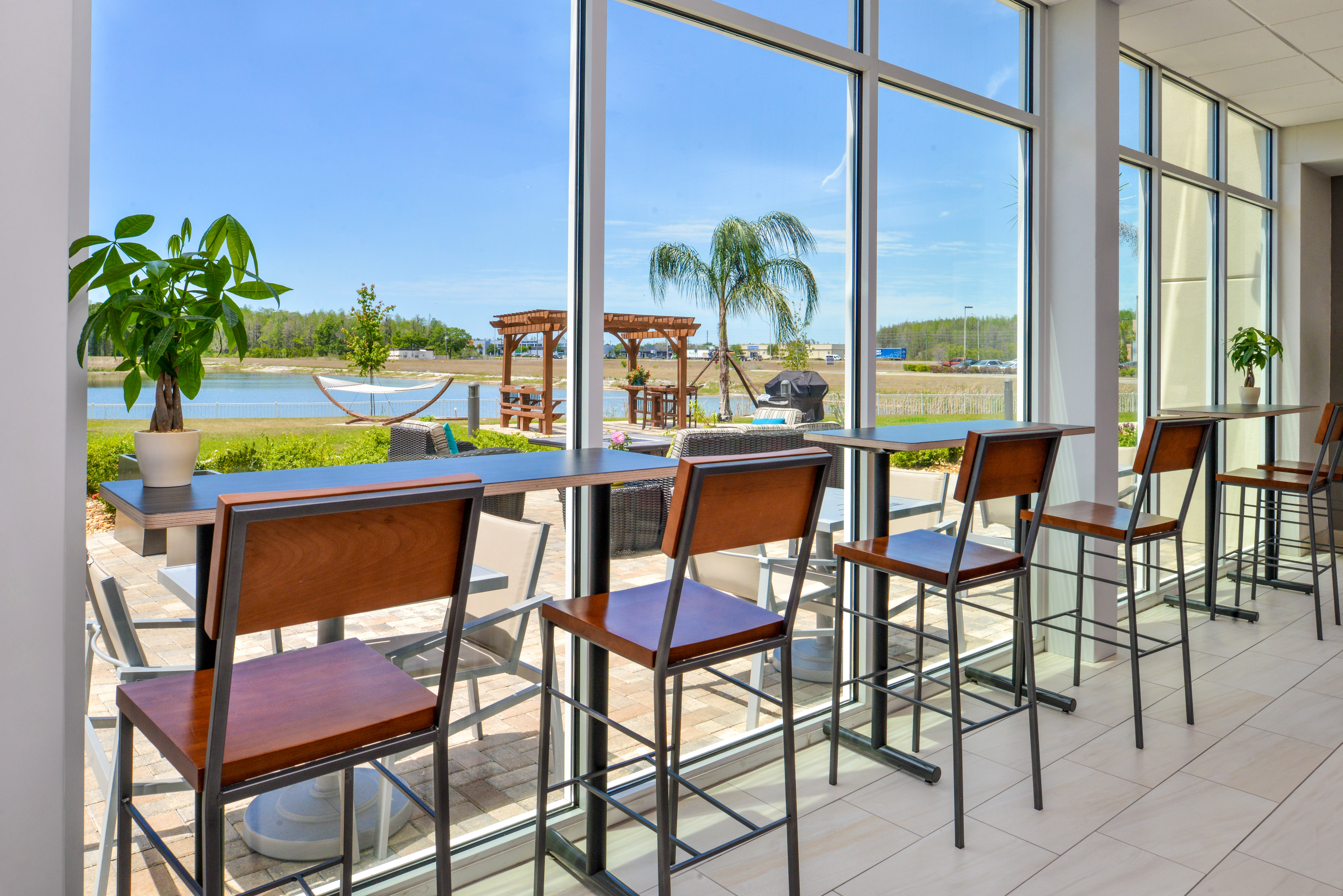 Holiday Inn Express & Suites Trinity 45/72