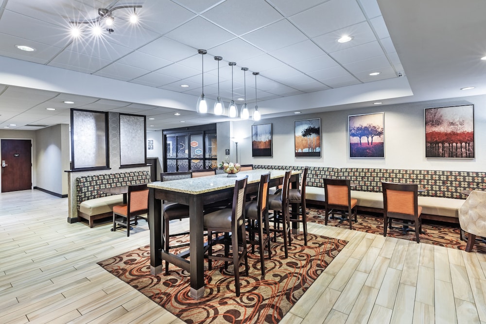 Hampton Inn Aiken 28/32