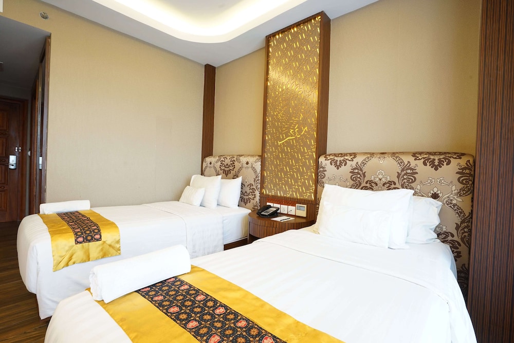 Kj Hotel 14/37