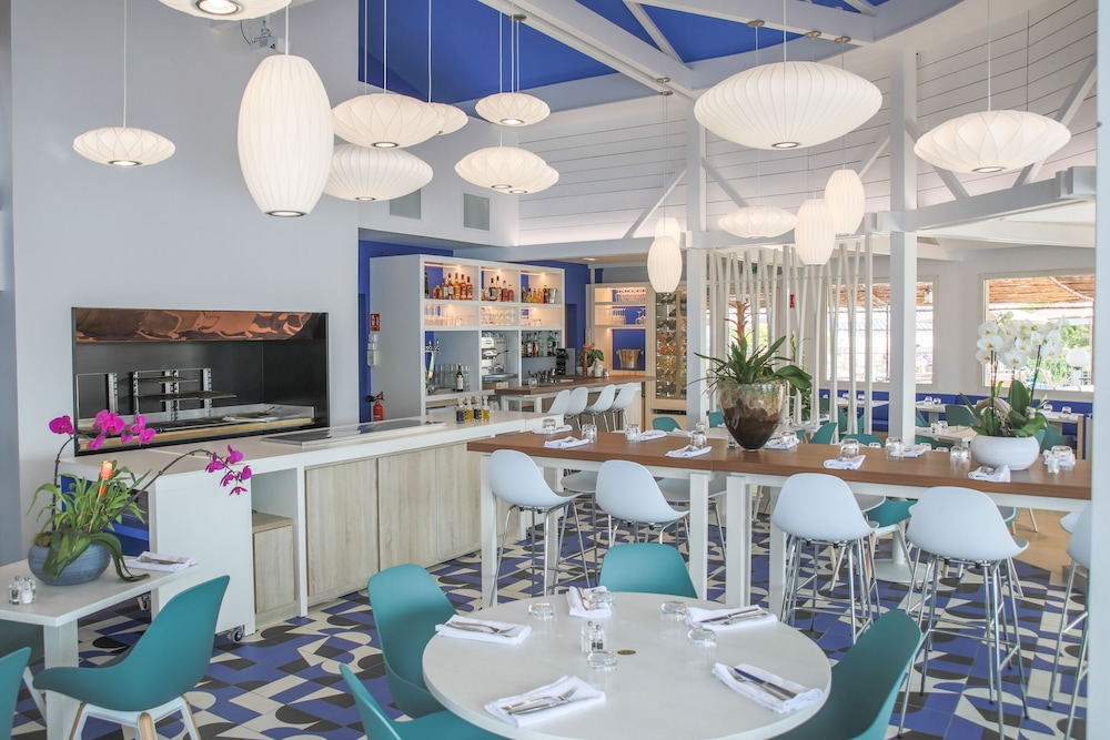 Ibis La Ciotat 50/74