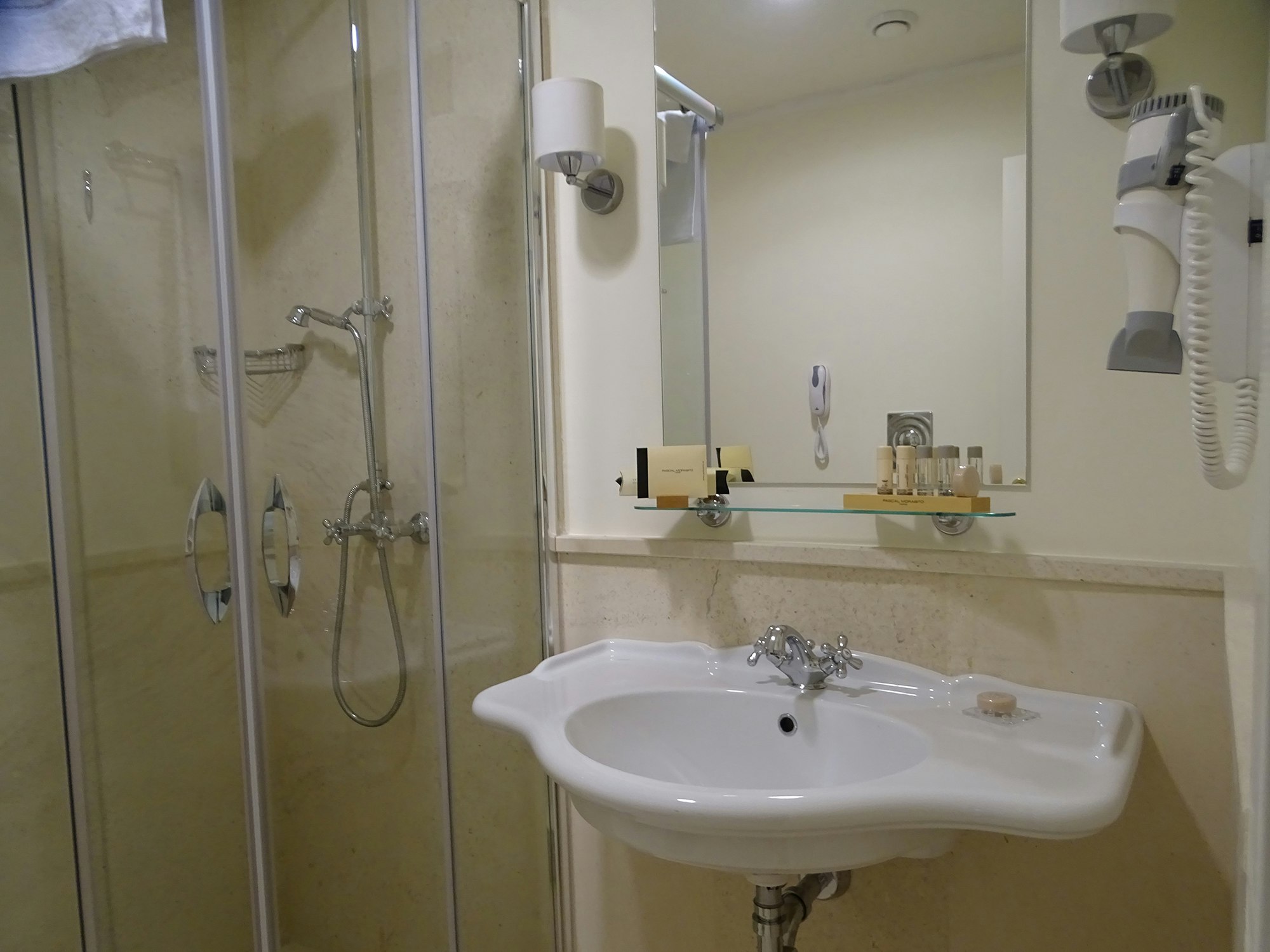 Torrione Hotel 11/11