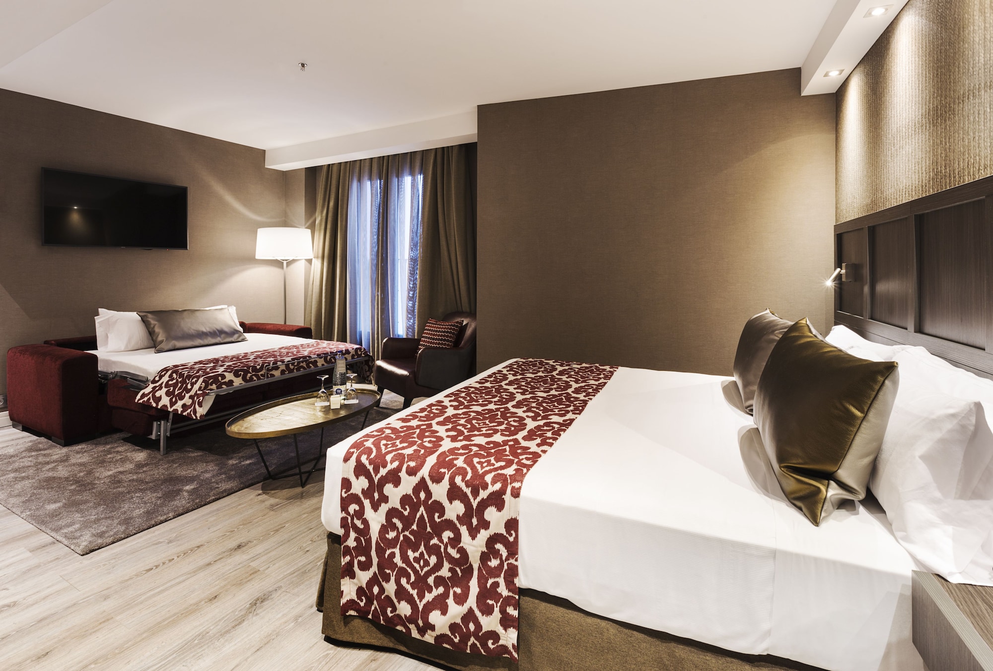Triple Deluxe Room