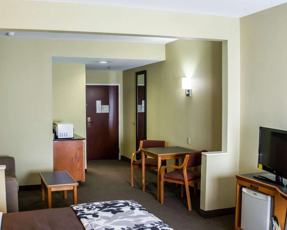 Sleep Inn & Suites Pineville - Alexandria 50/65