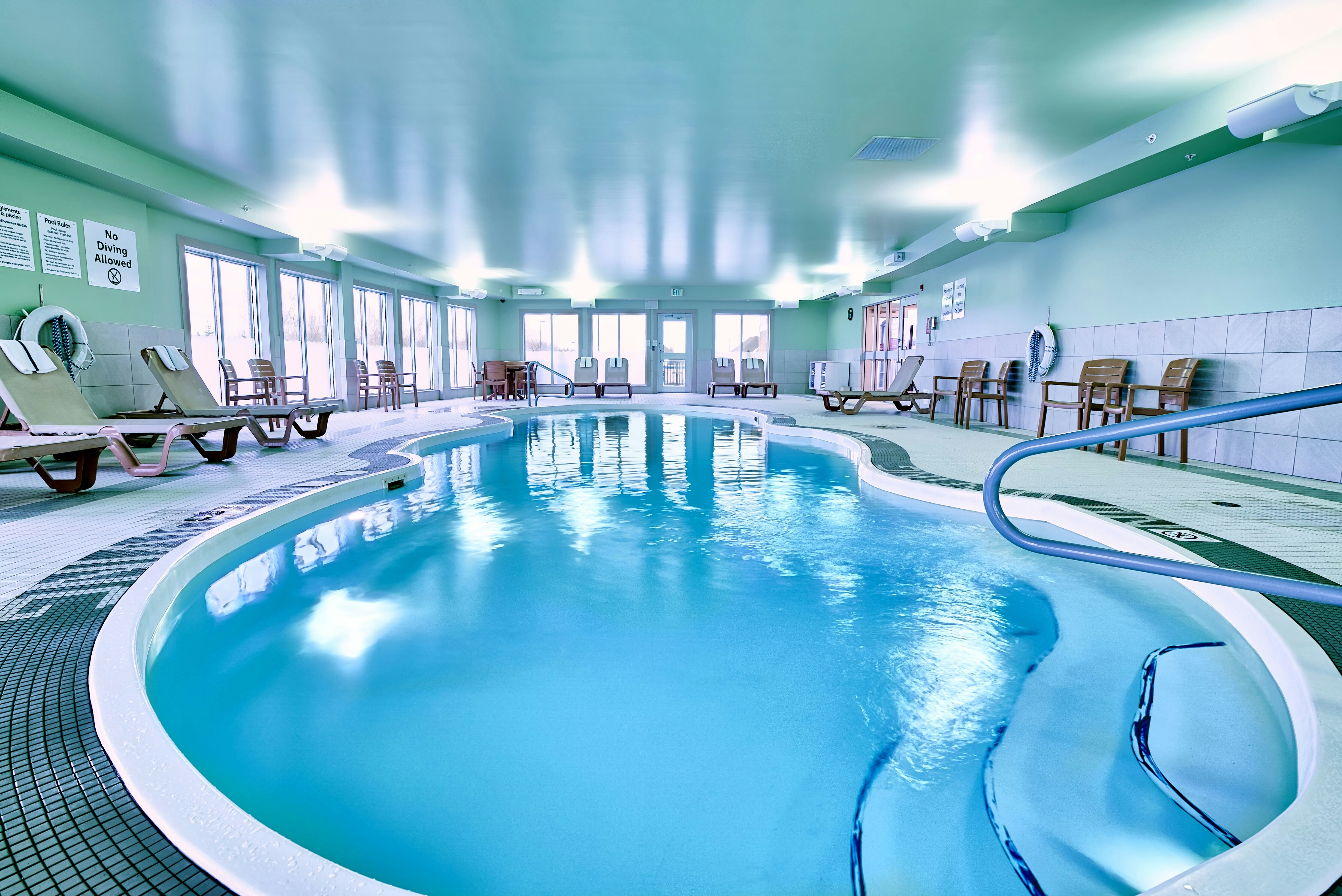 Holiday Inn Express Suites Dieppe Airport 33/63