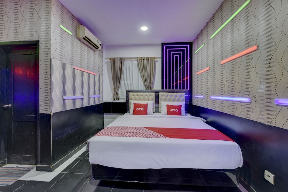 Hotel O near Tugu Simpang Haru formerly Zaara Guest House 9/24