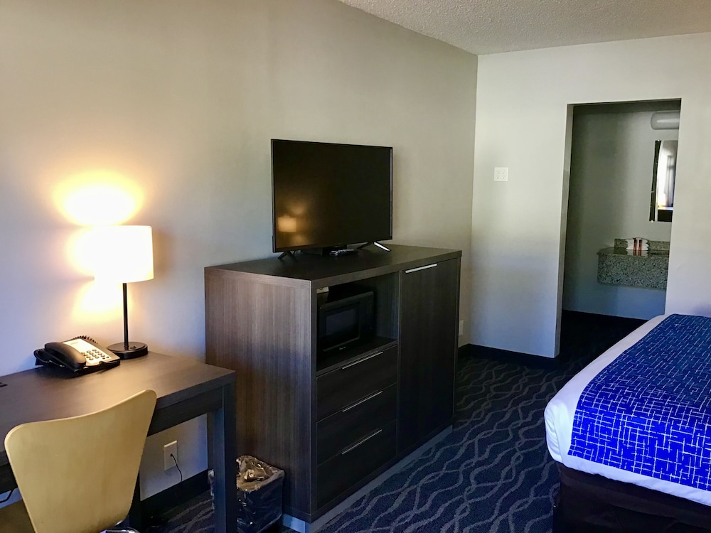 Travelodge Inn & Suites by Wyndham Missoula University Park 26/28