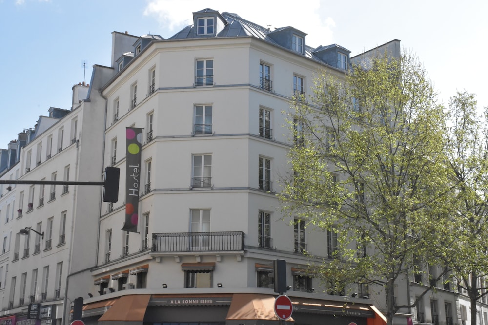 Absolute Hotel Paris Republique 3/46