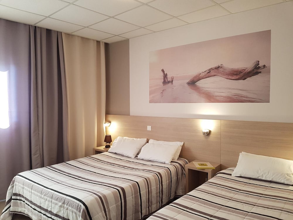 HOTEL DU MIDI 13/30