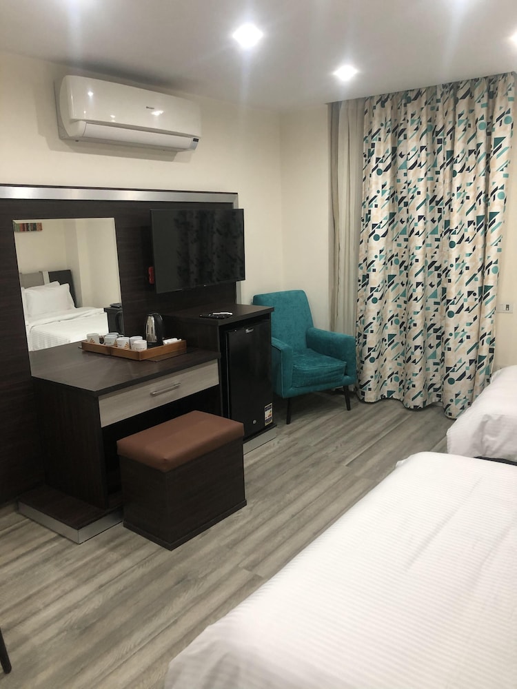 Pyramid Edge Hotel 38/53