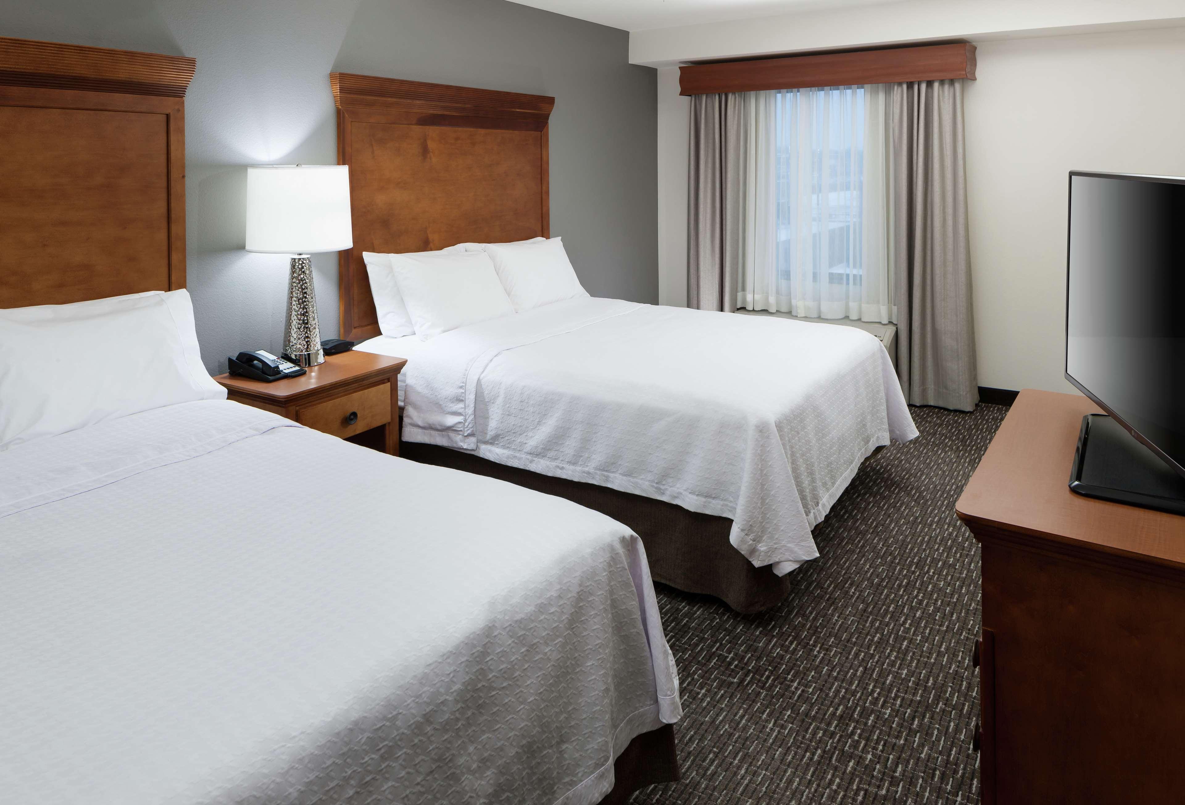 1 BEDROOM, SUITE, 2 QUEEN BEDS
