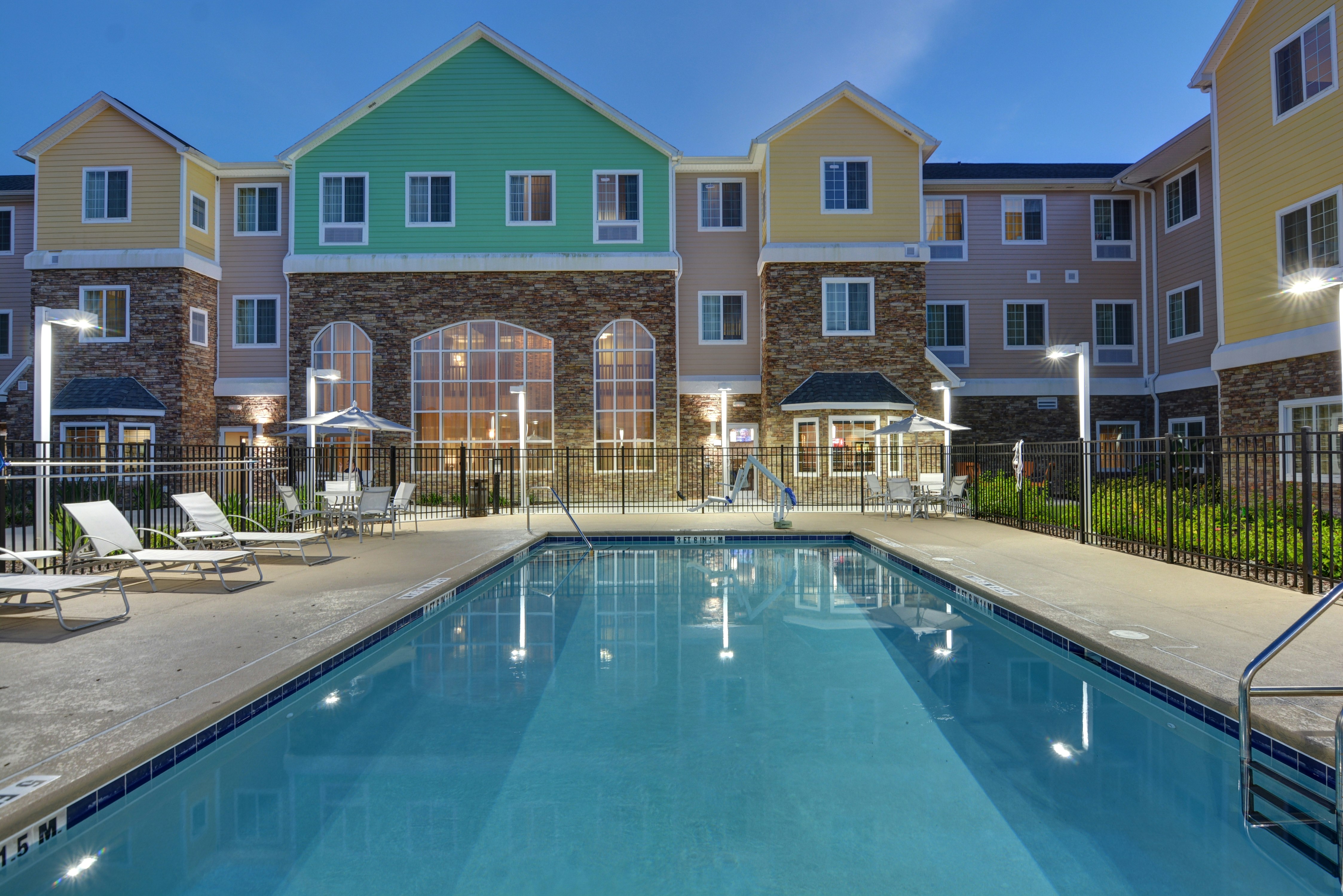 Staybridge Suites Lakeland West 30/34