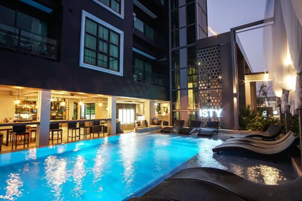 Isty Hotel 59/61