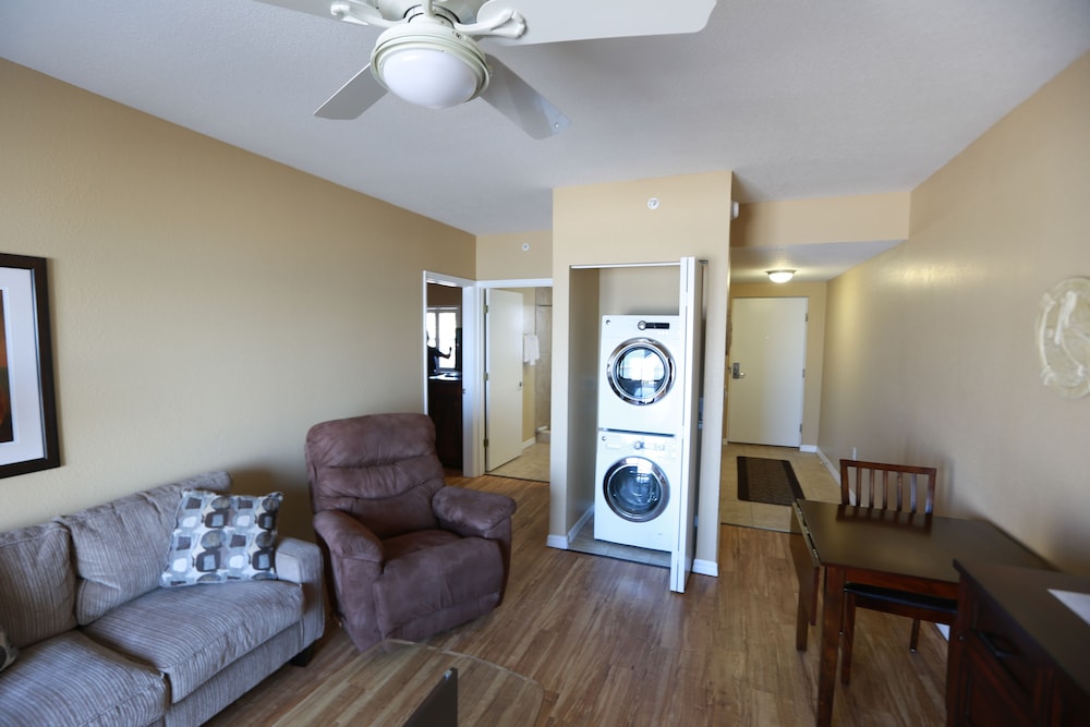 Shoreline Island Resort Exclusively Adult 22/50