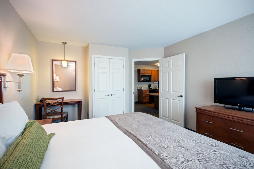 Candlewood Suites Indianapolis Northwest 22/74