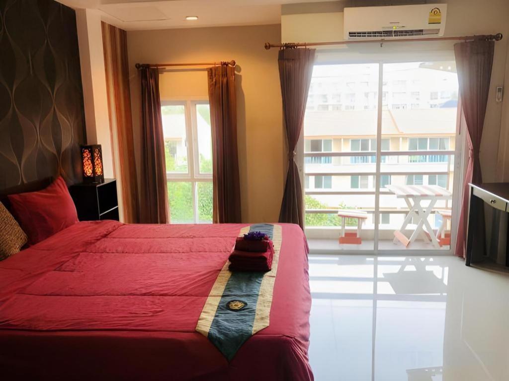 Tontalay Hotel 18/71