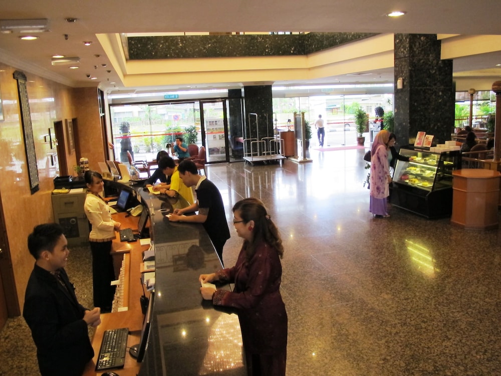HOTEL GRAND CONTINENTAL KUCHING 80/89