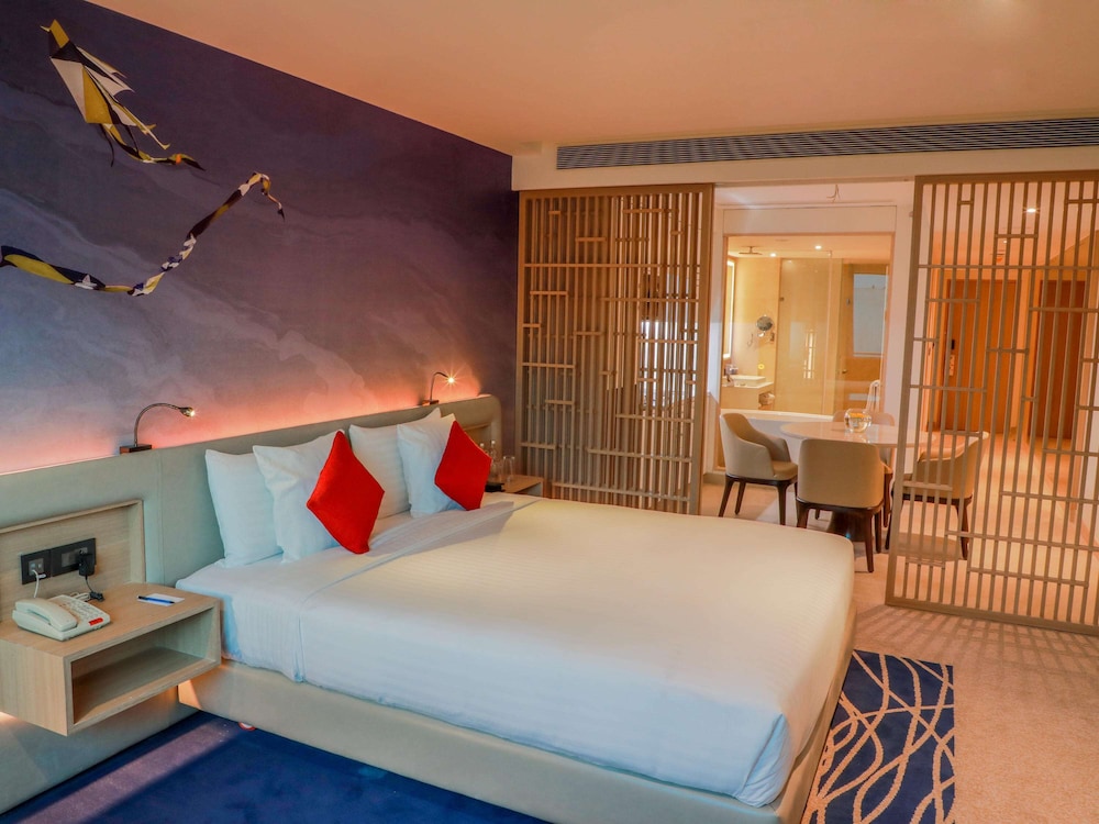 Novotel Ahmedabad 26/71