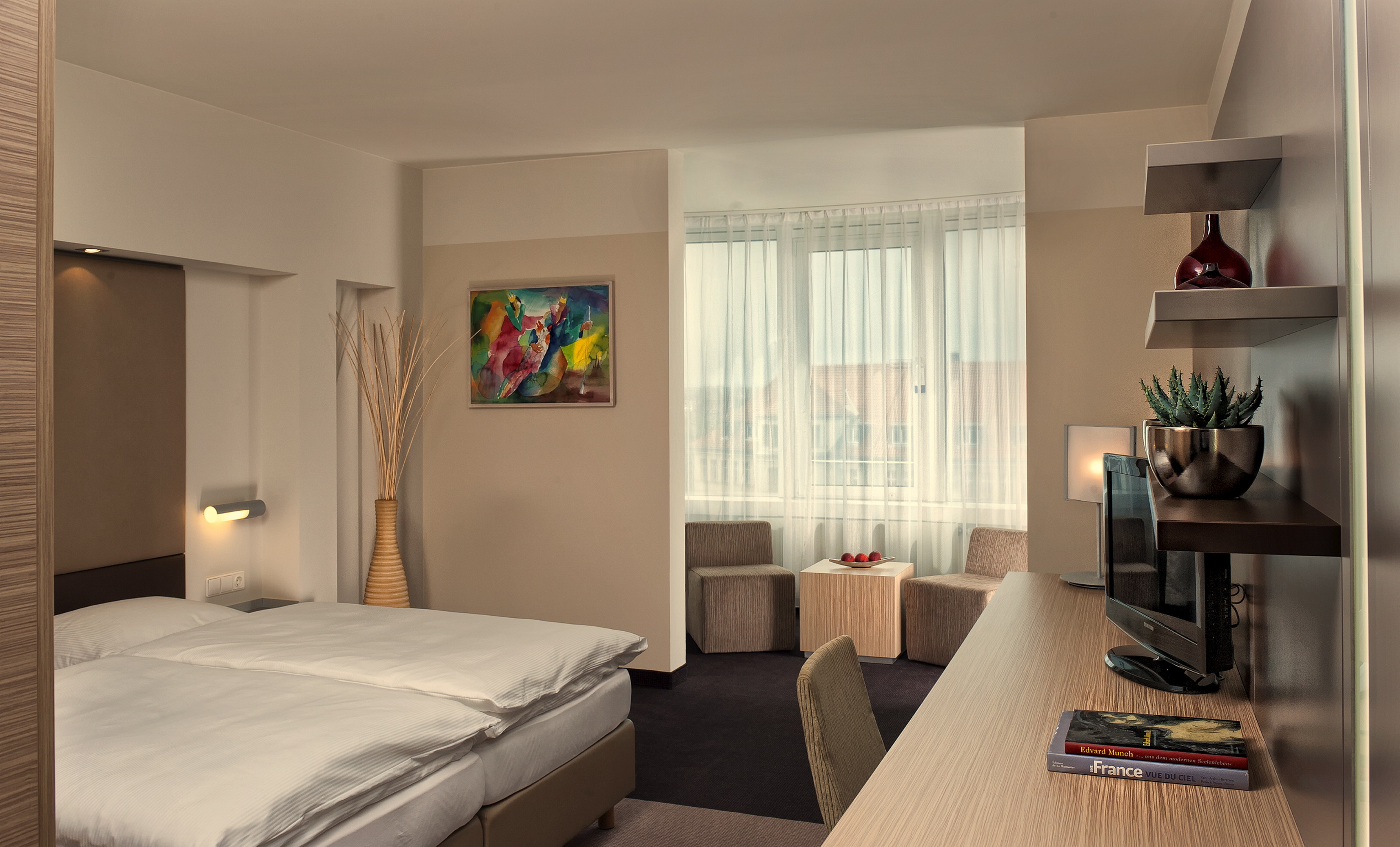 Estrel Berlin 16/50