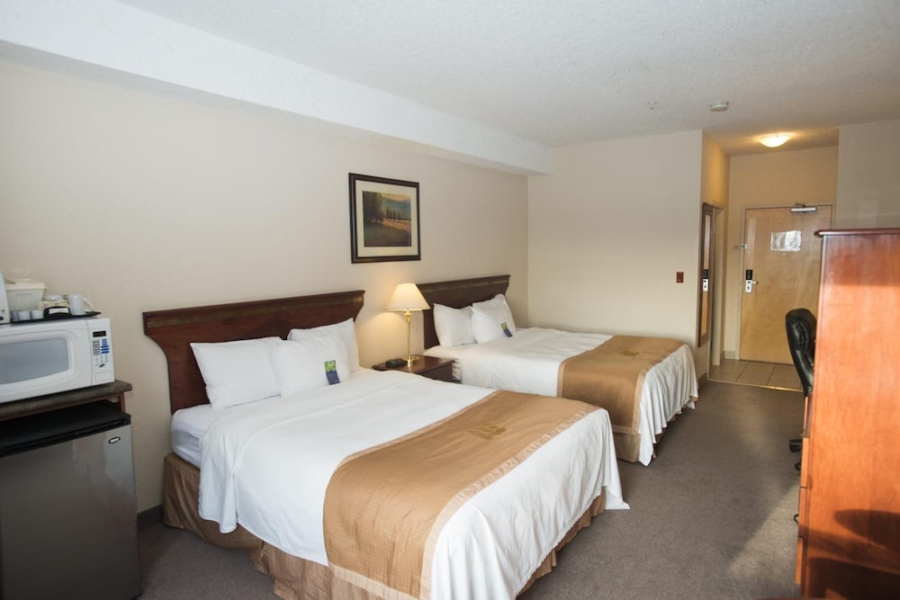 Lakeview Inn & Suites 21/32