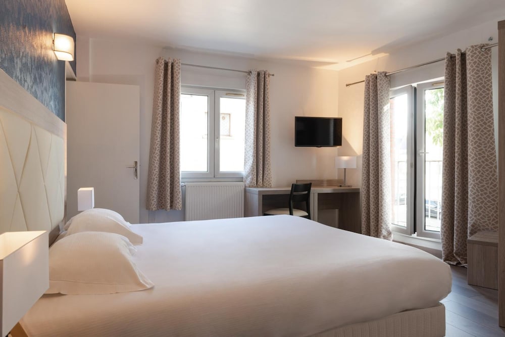 The Originals City Hotel de Lorme Evreux Inter Hotel 6/32