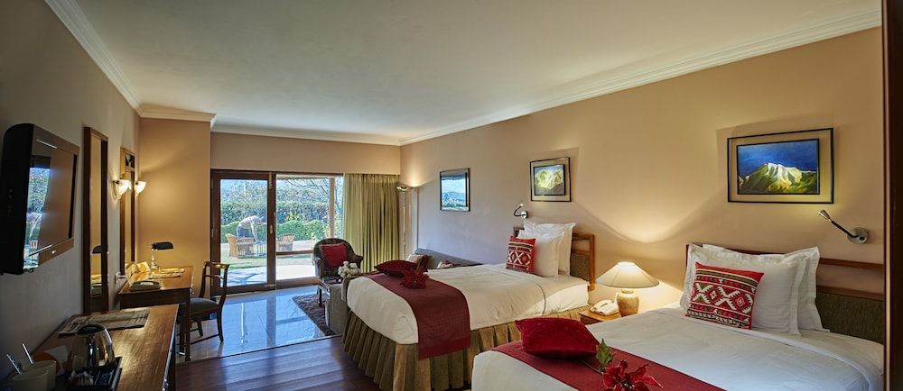 Club Mahindra White Meadows 13/50