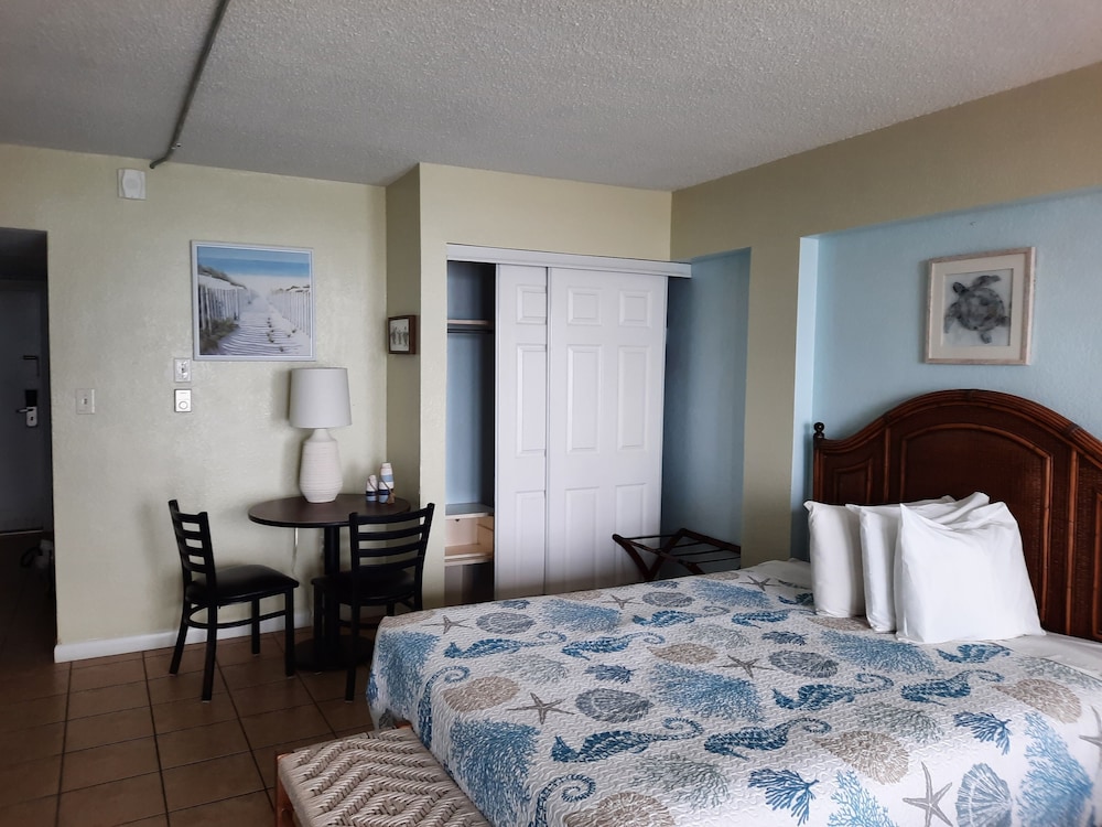 HAWAIIAN INN 35/81