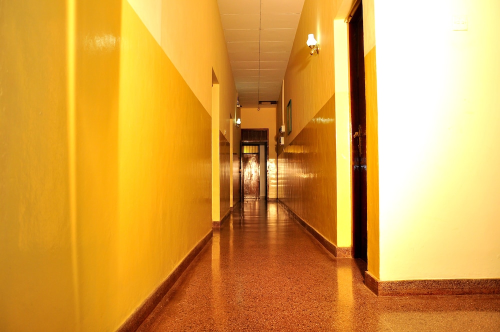 Milano Tourist Rest 21/40