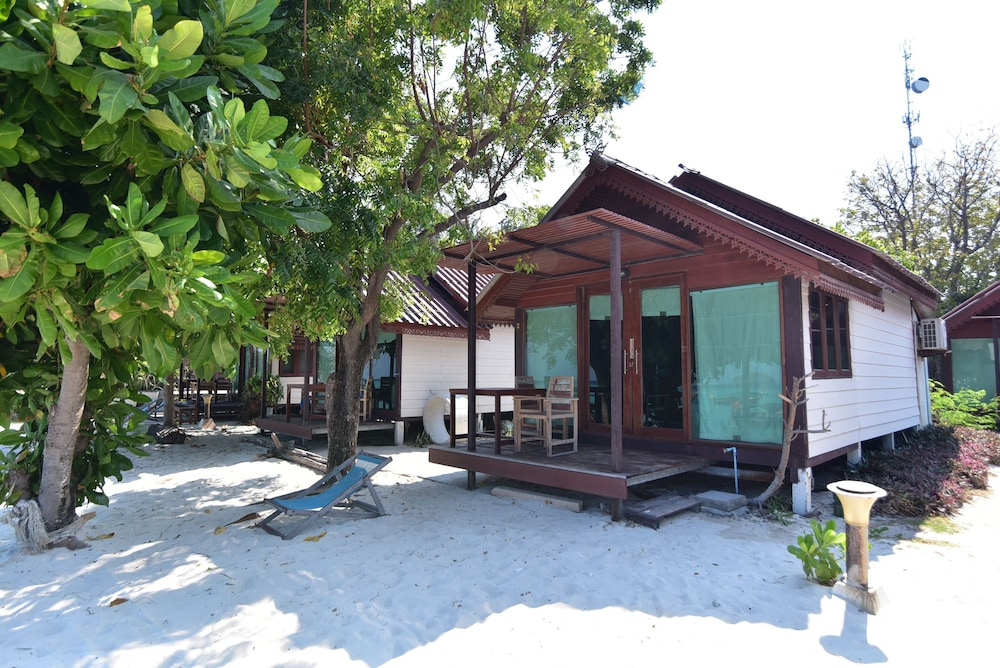 Lipe Power Beach Resort 46/50