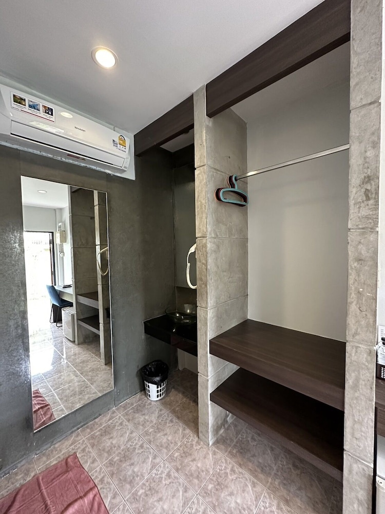 Baan Ma Feung Guest House 64/64
