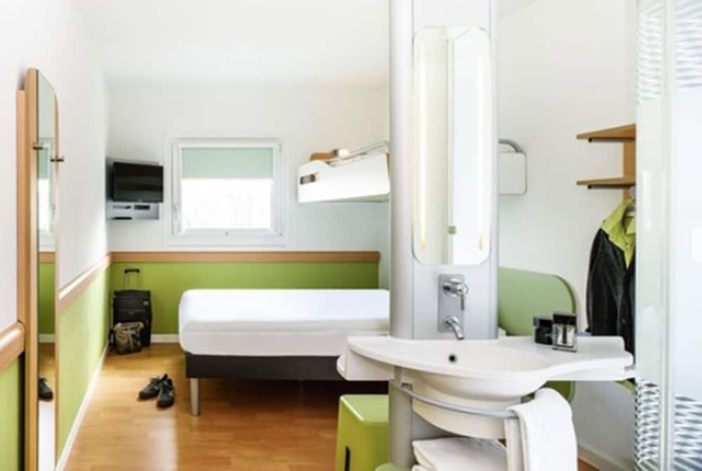 Ibis Budget Bordeaux Aeroport 46/47