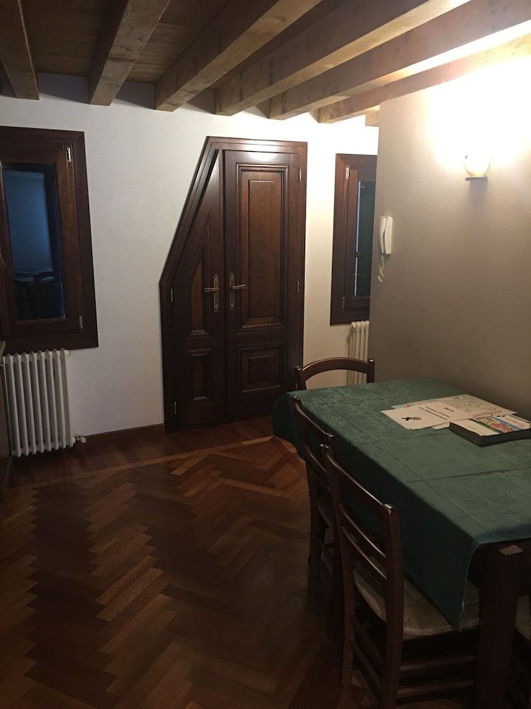 Albergo Marin 38/50