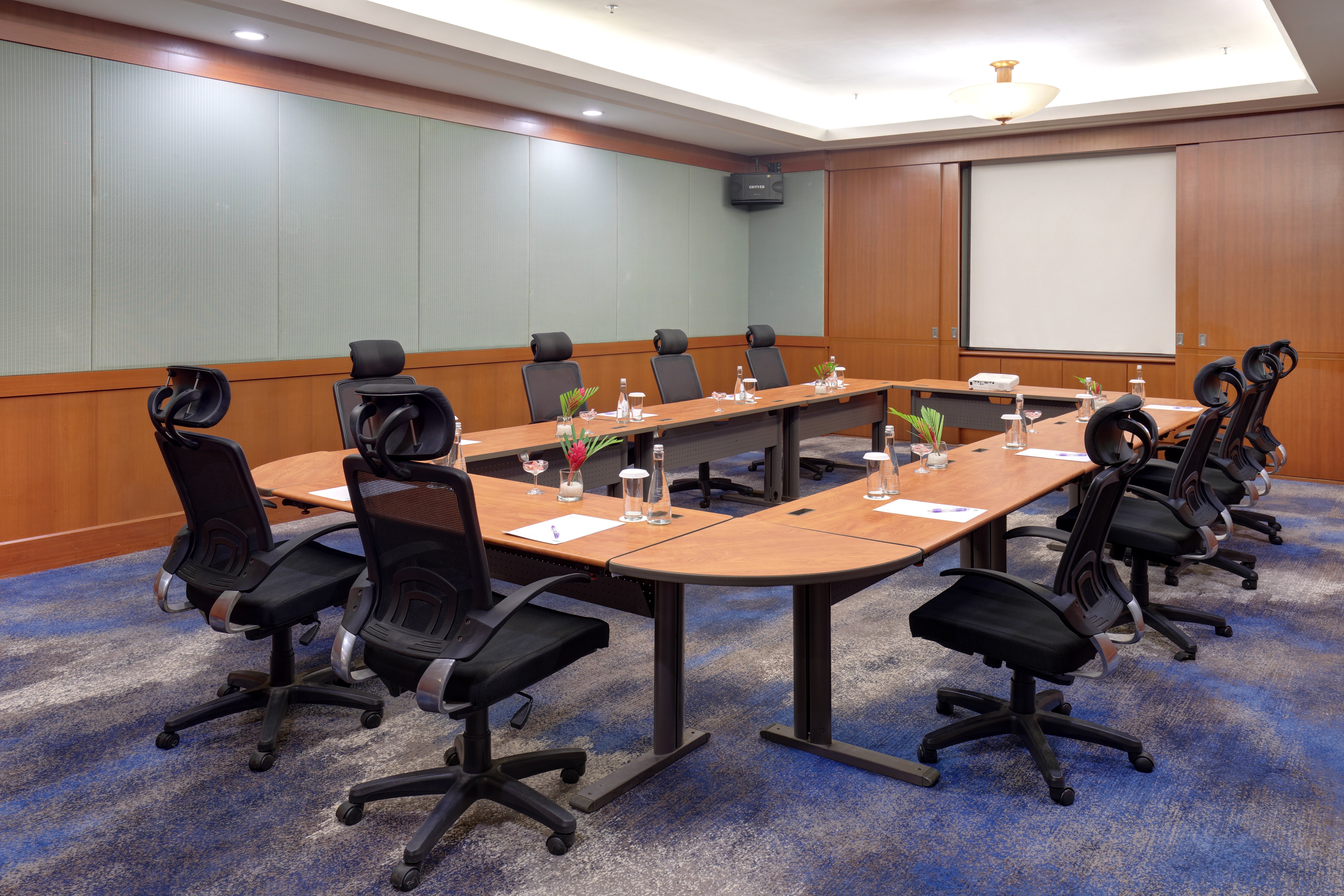 HOLIDAY INN RESORT BATAM 67/80