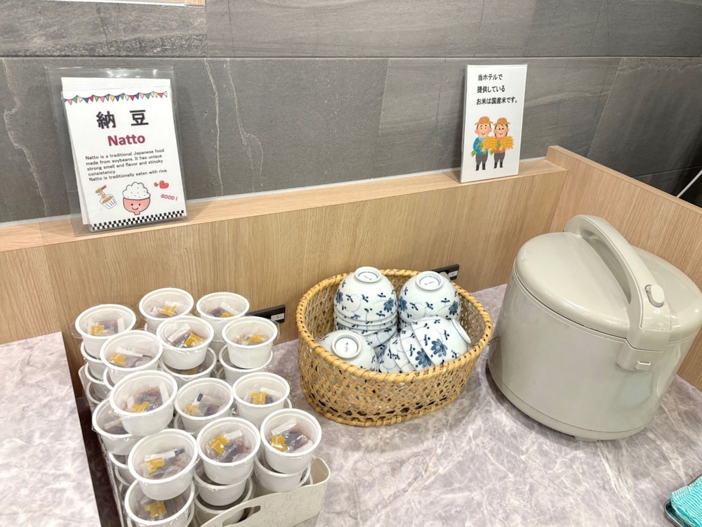 Toyoko Inn Hakodate Ekimae Asaichi 7/57