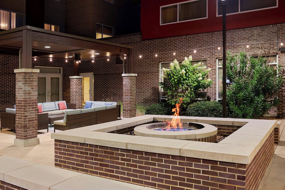 Fairfield Inn And Suites By Marriott Charlotte Airport 9/100
