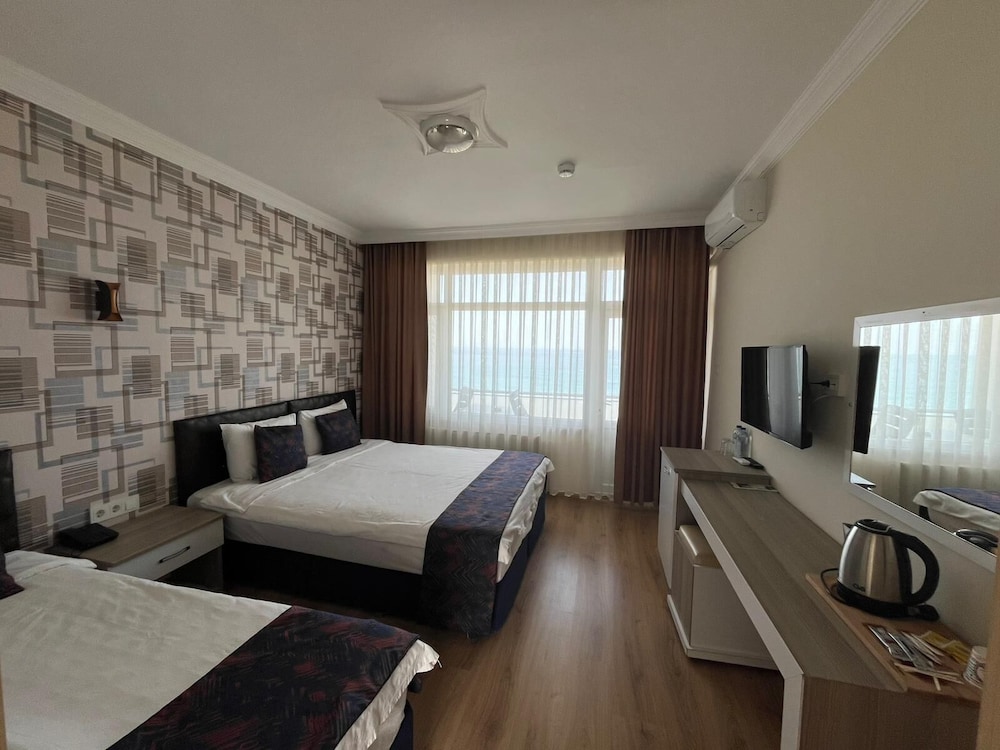 Gardenya Otel 12/36