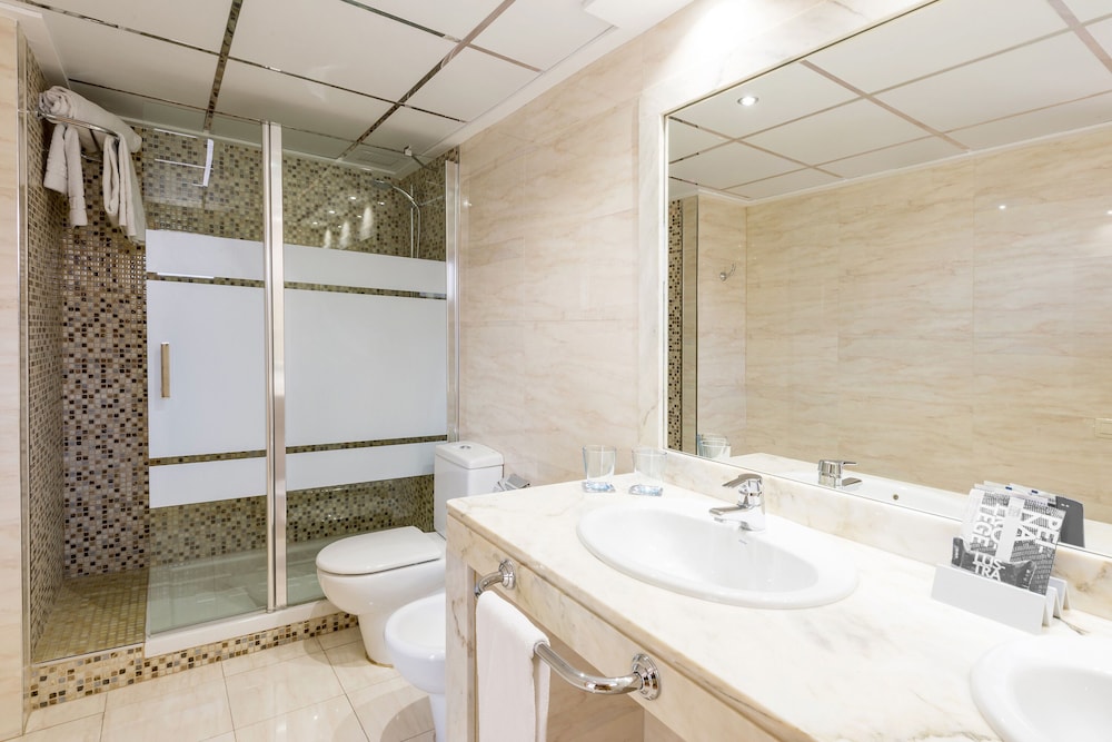 Hotel Elche Centro Affiliated By Melia 10/54