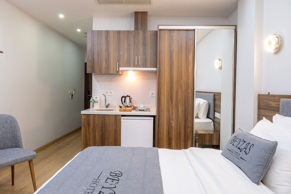 Beyzas Suites 24/71